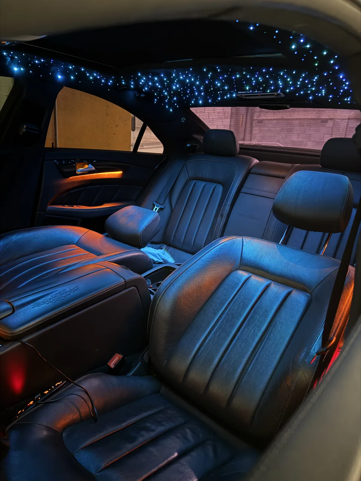 Two-tone ambient lighting
